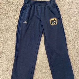 Notre Dame - Men sweatpants, Adidas, size L